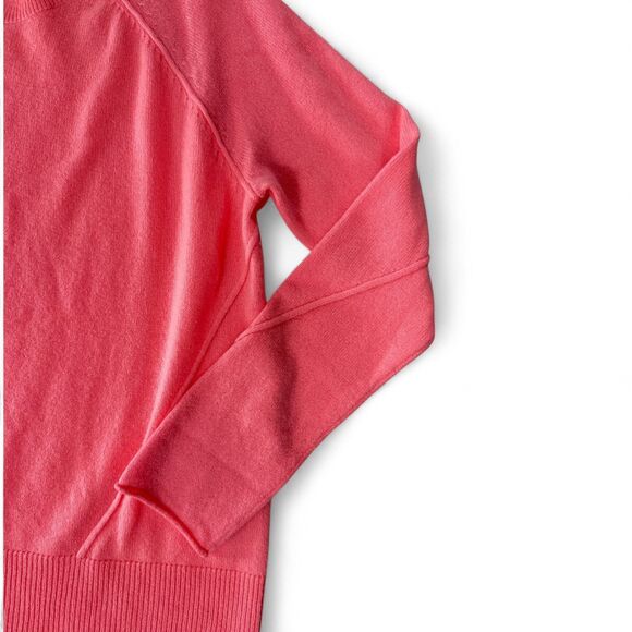 Lisa Todd 100% Cashmere Notched Crew Sweater Soft Pink Wm Sz Med Lightweight NWT - Picture 7 of 9